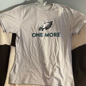 Eagles XL TShirt